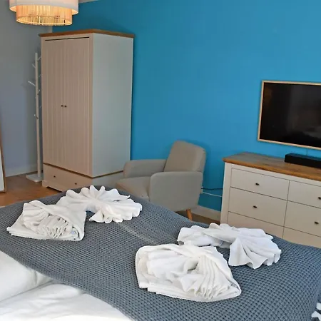 Rum i privatbostad Schoene Mit Kamin Im Ostseebad *