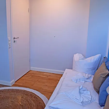 Schoene Mit Kamin Im Ostseebad Alloggio in famiglia *